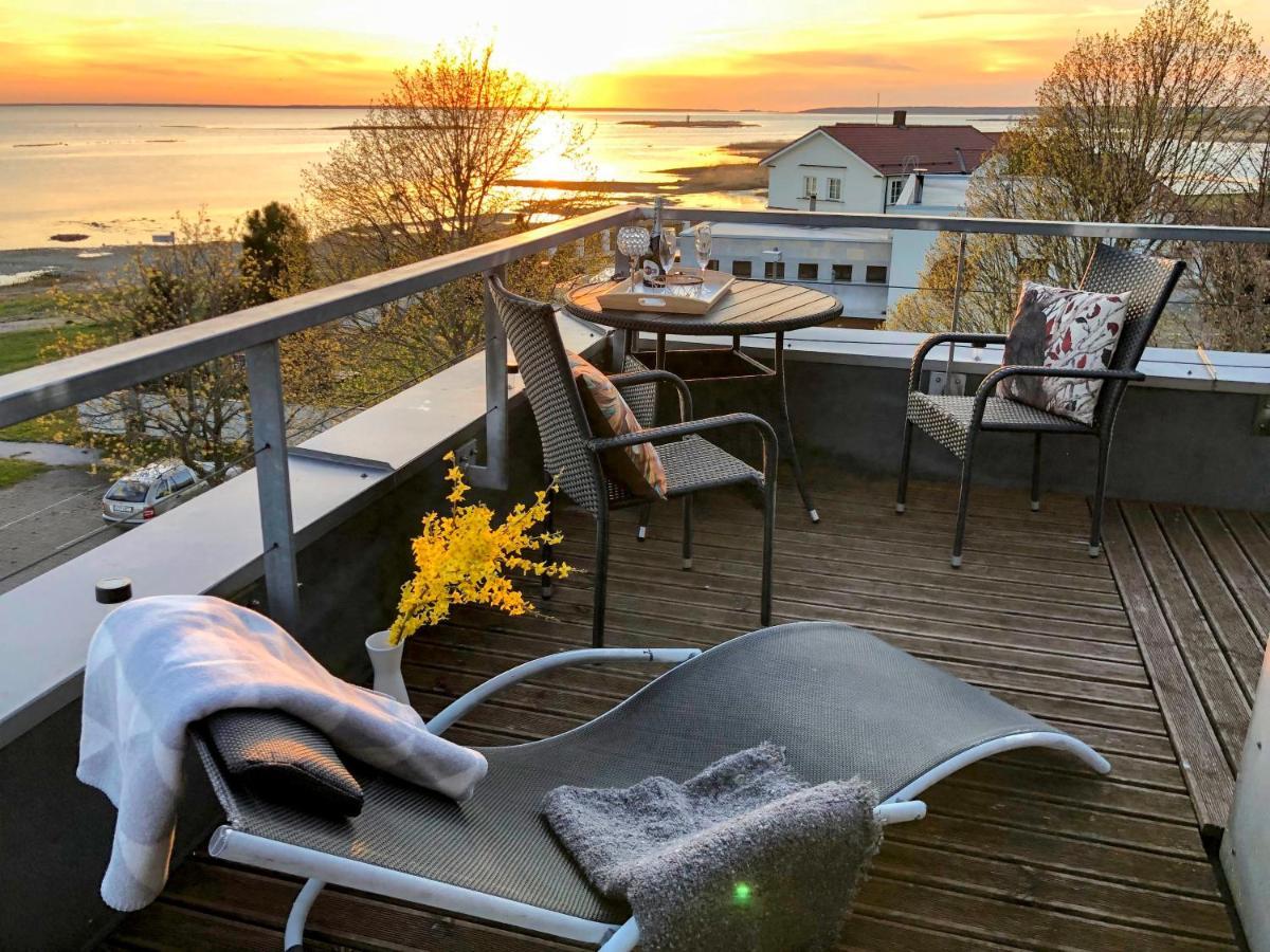 Sunset Dream Apartment With A Panoramic Seaview Haapsalu Εξωτερικό φωτογραφία