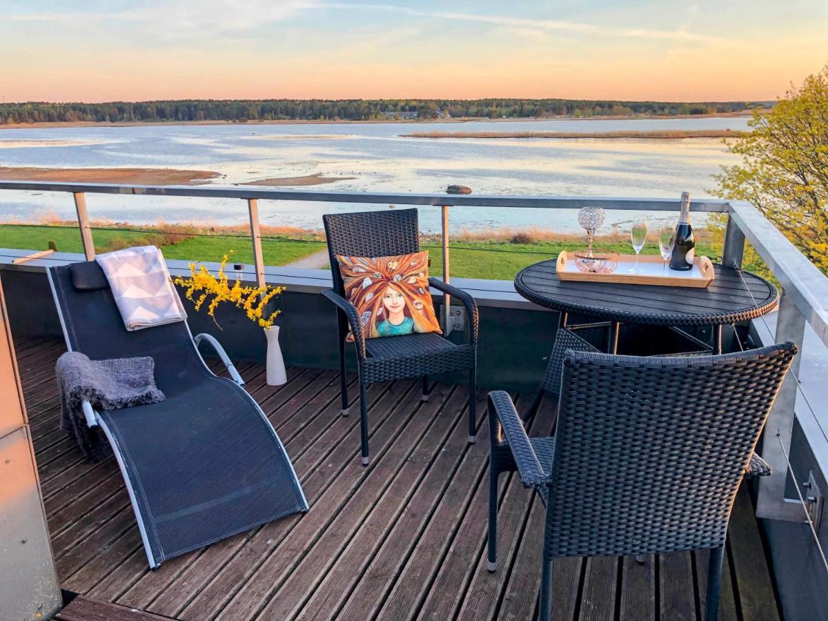 Sunset Dream Apartment With A Panoramic Seaview Haapsalu Εξωτερικό φωτογραφία